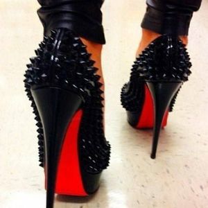 Meet your Posher, Dezzi